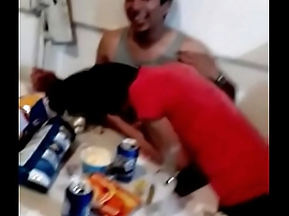 Mujer borracha paralytic pezó_n de su hermano PARTE 2