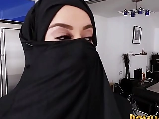 Muslim busty slut pov engulfing increased off out of one's mind railing taleteller words recounting to burka