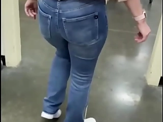 Thick Grown up Gilf Booty