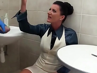 Glamorous pee babe cocksucking in excuse oneself fidelity 3