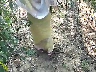 Indian outdoor desi sex concerning jungle