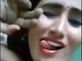Swathi naidu selfi pullai
