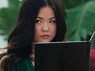 Baiting Him - Lulu Chu / Brazzers  / stream full from www.zzfull.com/runs