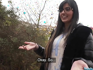 Public Agent Happy Pakistani woman bonks a stranger in lenity toilets